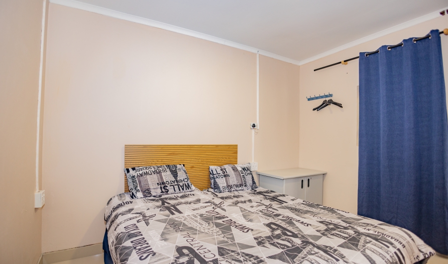 7 Bedroom Property for Sale in Parow Valley Western Cape